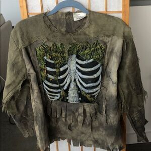 Halloween skeleton top
